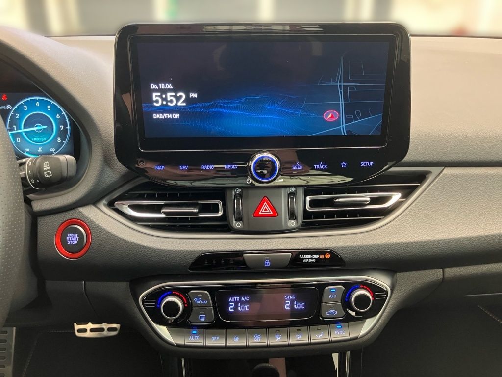 Fahrzeugabbildung Hyundai i30 1.5 T-GDI 7-DCT N-Line 2xKlima ACC AUT Kam.