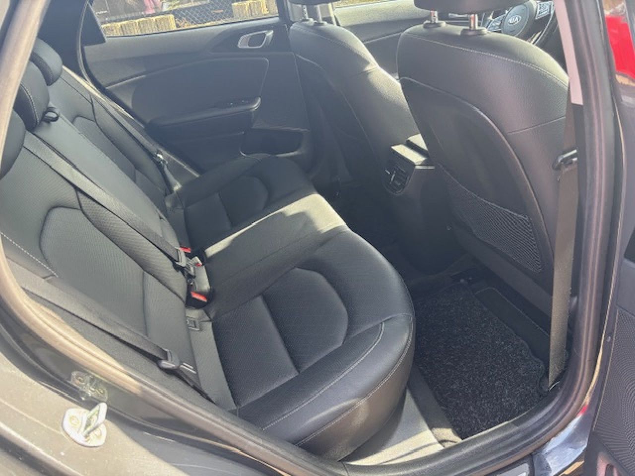 KIA XCeed 1.5 T-GDI PLATINUM EDITION Navi Pano