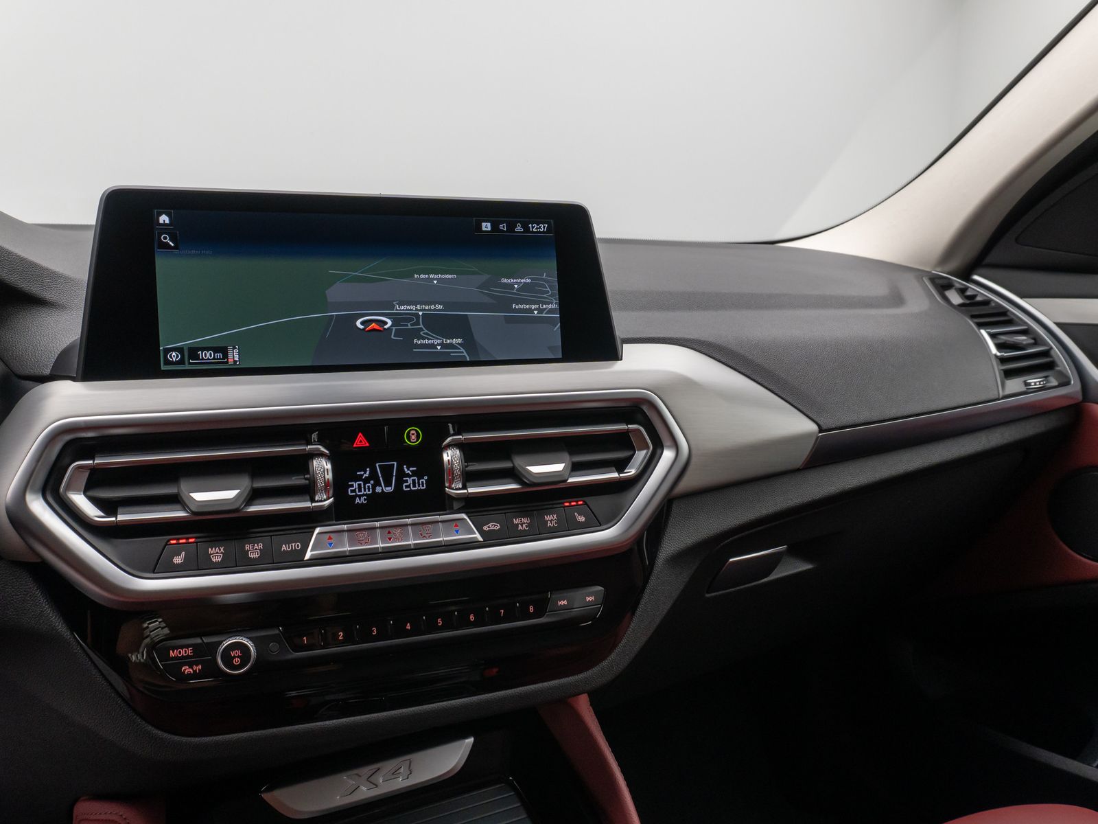 Fahrzeugabbildung BMW X4 xD20d 360°DAB HiFi Fernlichtassist AHK Sport
