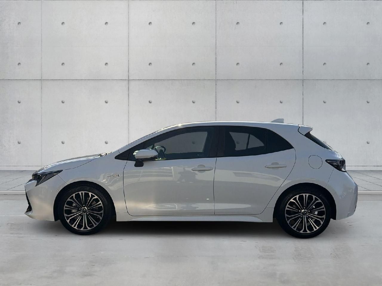 Toyota Corolla Hybrid Club imagem 3