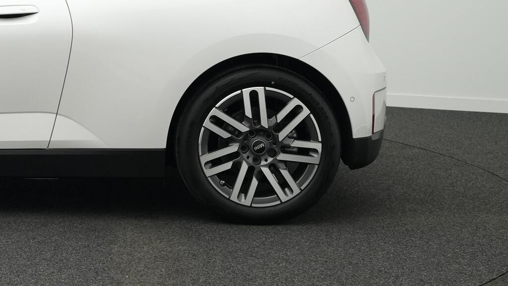 MINI Cooper SE - Bild 17