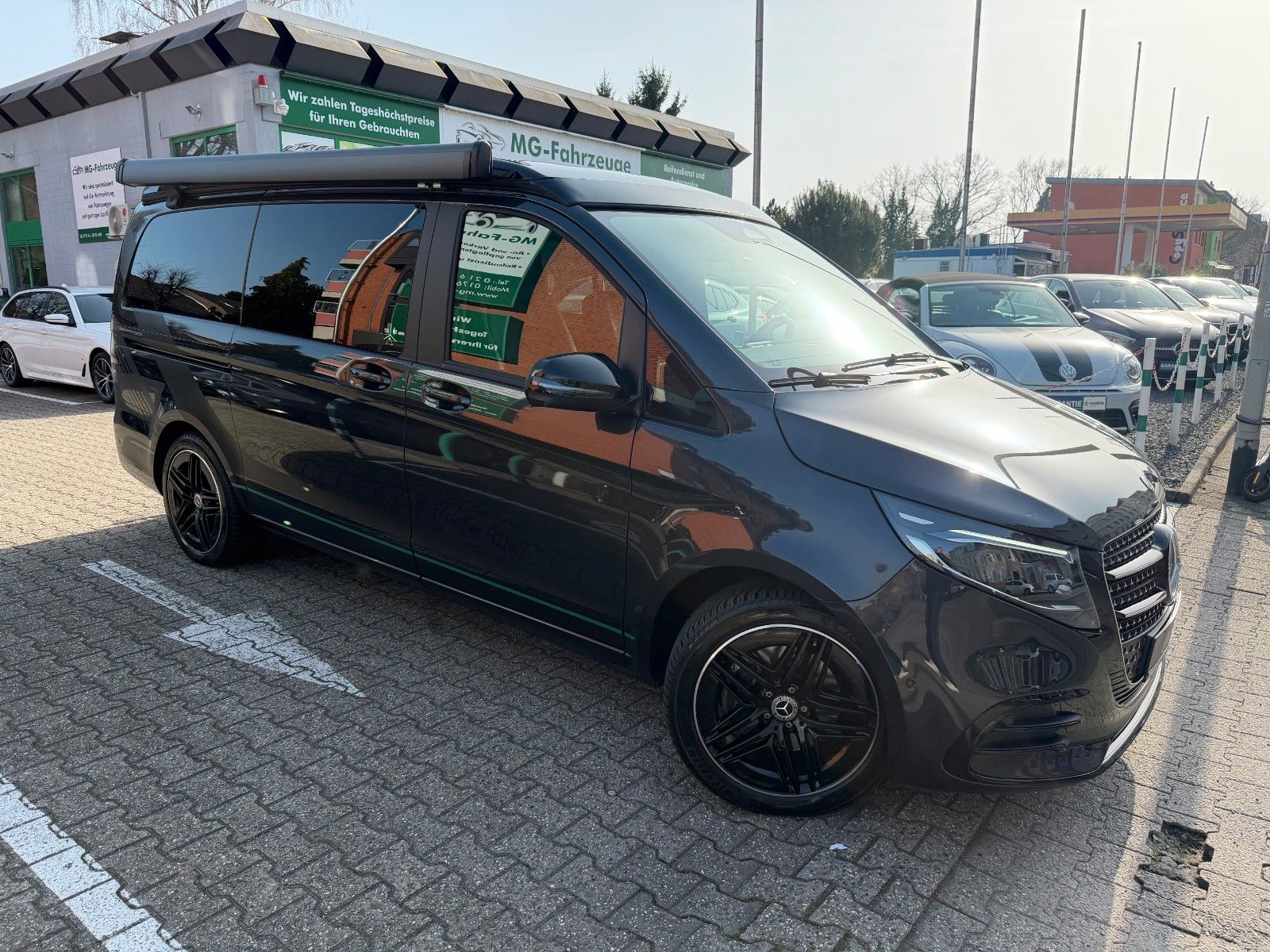 Fahrzeugabbildung Mercedes-Benz V300 d MARCO POLO AMG LINE VOLL NIVELLIERUNG