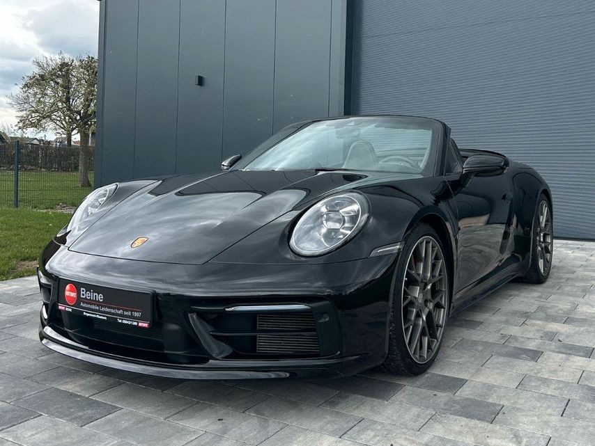 Porsche 992