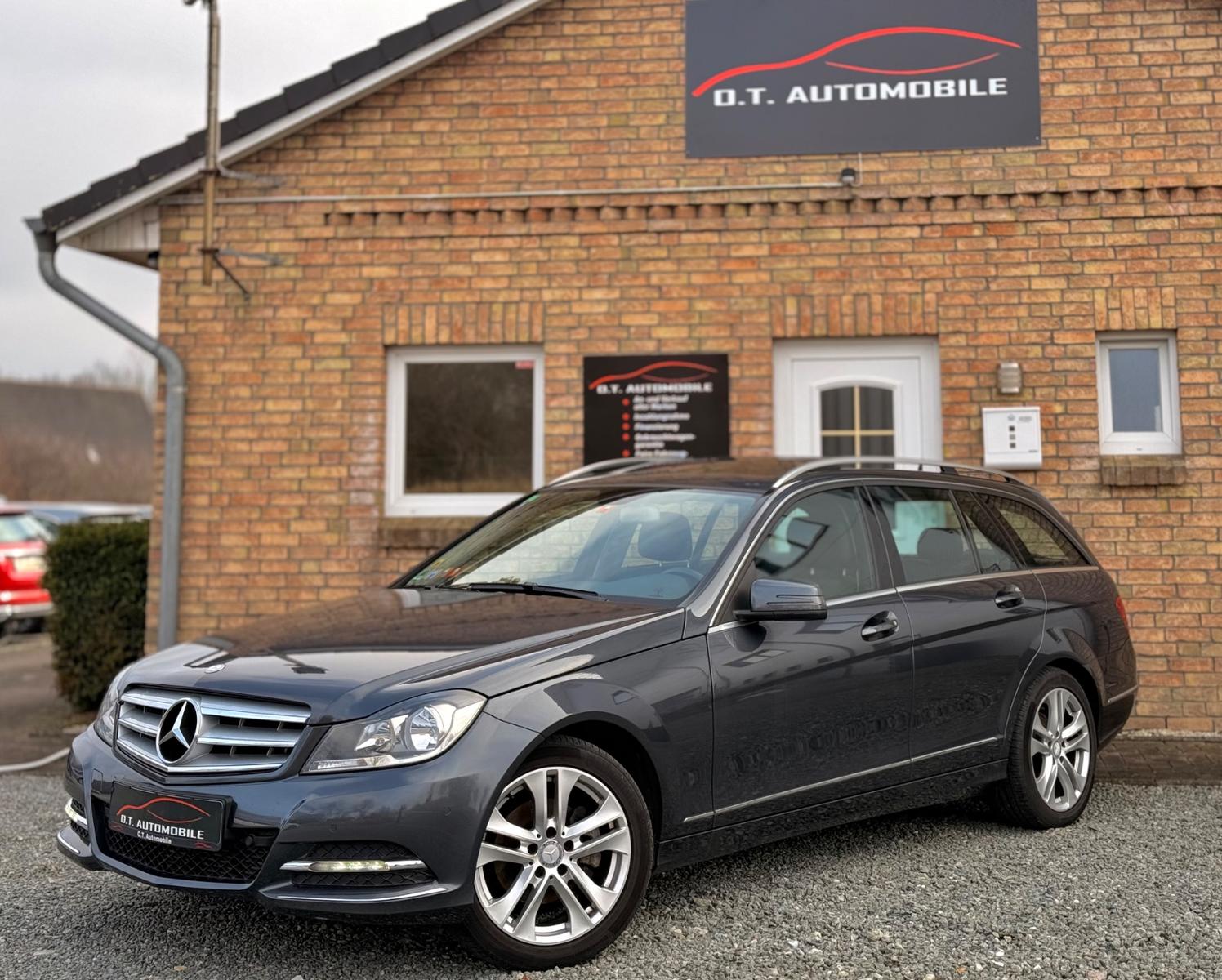 Mercedes-Benz C180 BlueEfficiency |Automatik|LED|AHK|Leder|Nav