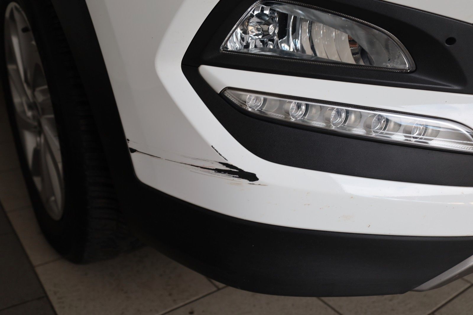 Fahrzeugabbildung Hyundai Tucson Advantage 4WD Navi,Kamera,SH,PDC