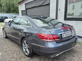 Mercedes-Benz E 220 CDI BlueEfficiency LED Navi 360 Kamera - Mercedes-Benz E 220: E220cdi