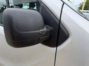 Opel Vivaro - 12