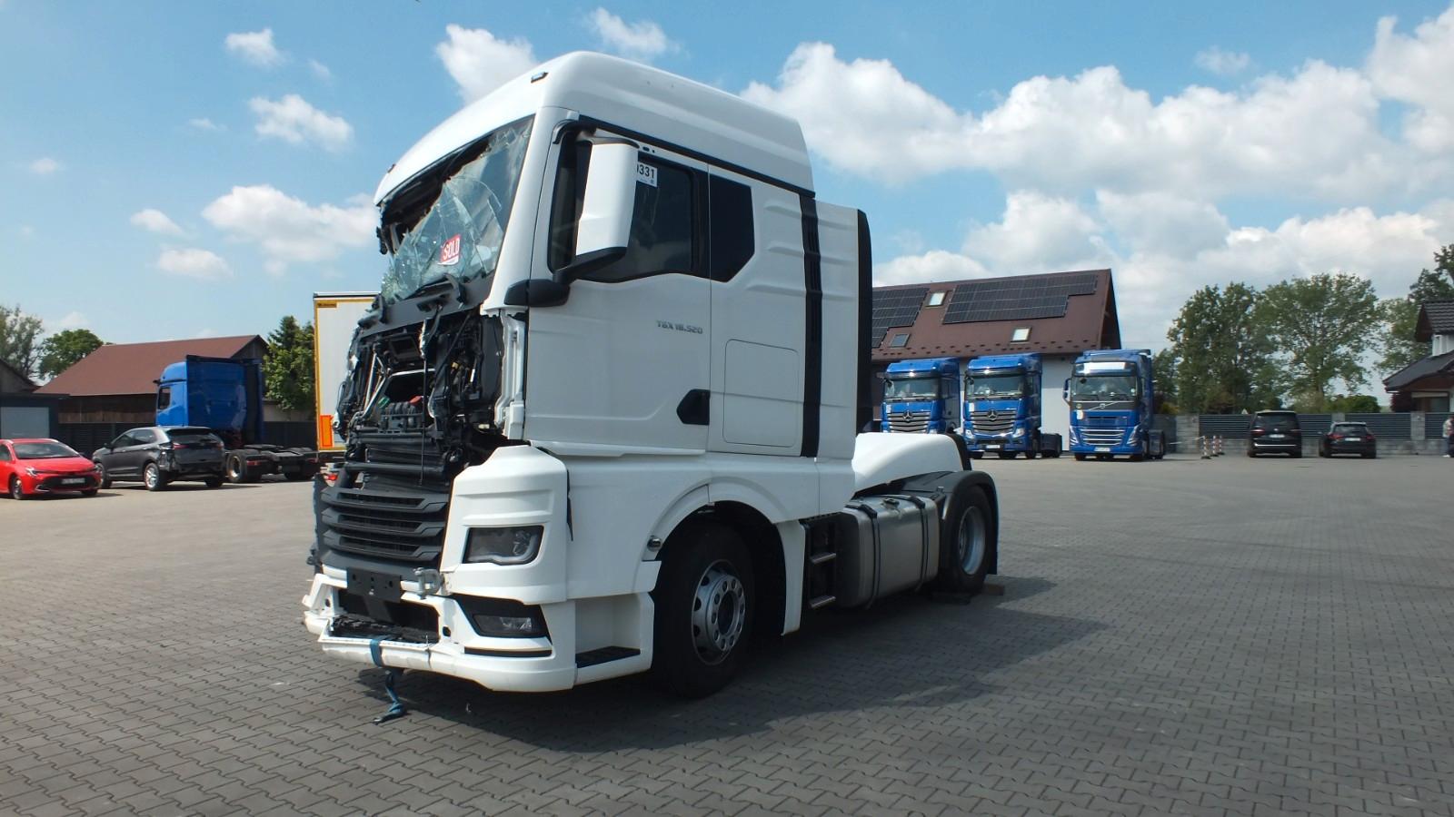 MAN TGX