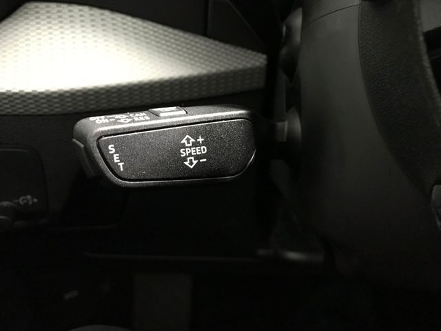Audi Q2 35 1.5 TFSI DSG KAM LED NAV SHZ TEMP
