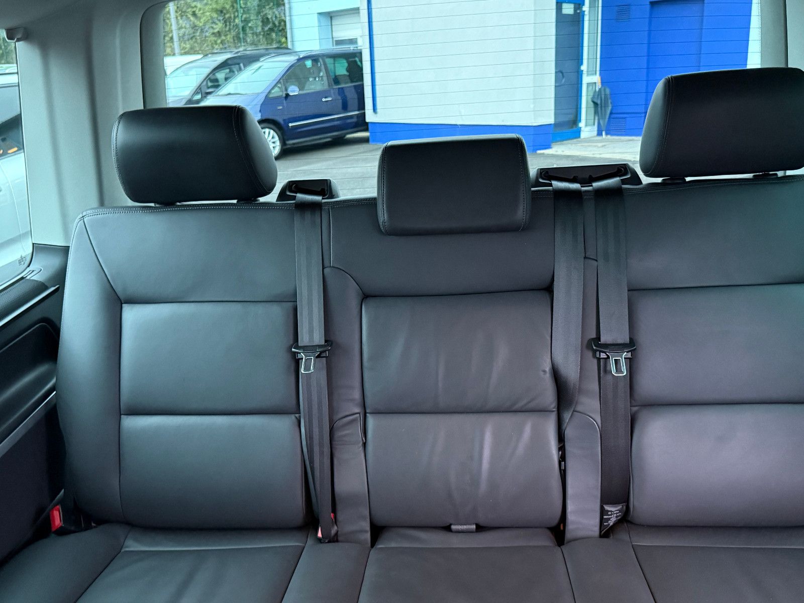 Fahrzeugabbildung Volkswagen T5 Multivan TDI DSG Highline AHK GRA Navi Kamera