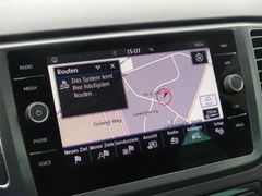 Fahrzeugabbildung Volkswagen Golf Sportsvan 1.0 TSI Comfortline NAV*KAM*PANO