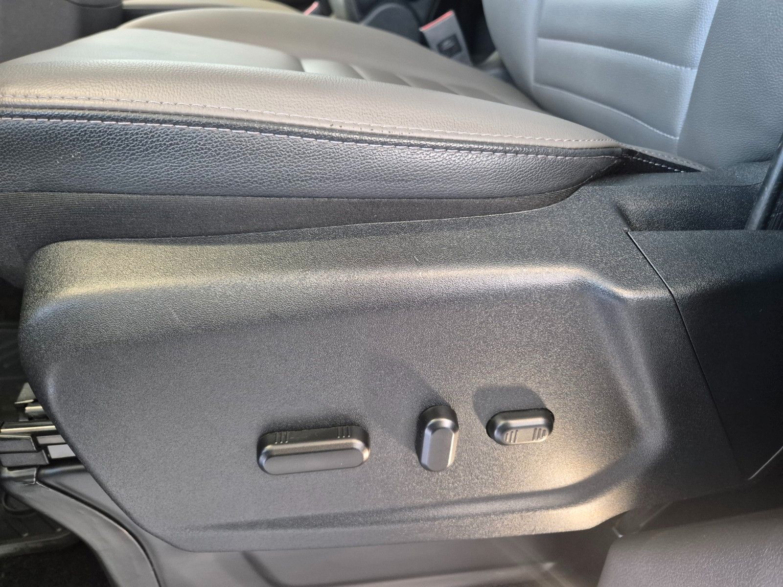 Ford TOURNEO CUSTOM L1 TITANIUM X LEDER NAV XENON AHK foto 22