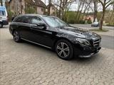 Mercedes-Benz E 200 T Autom. Mild Hybrid 197PS