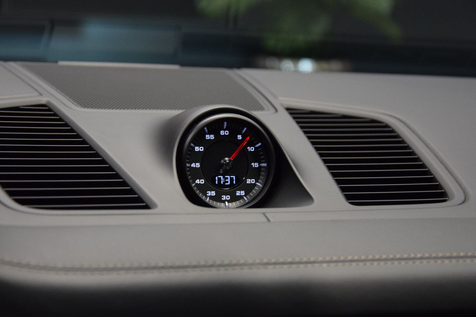 Fahrzeugabbildung Porsche Cayenne S Pano ACC Chrono BOSE HuD Memory 360°