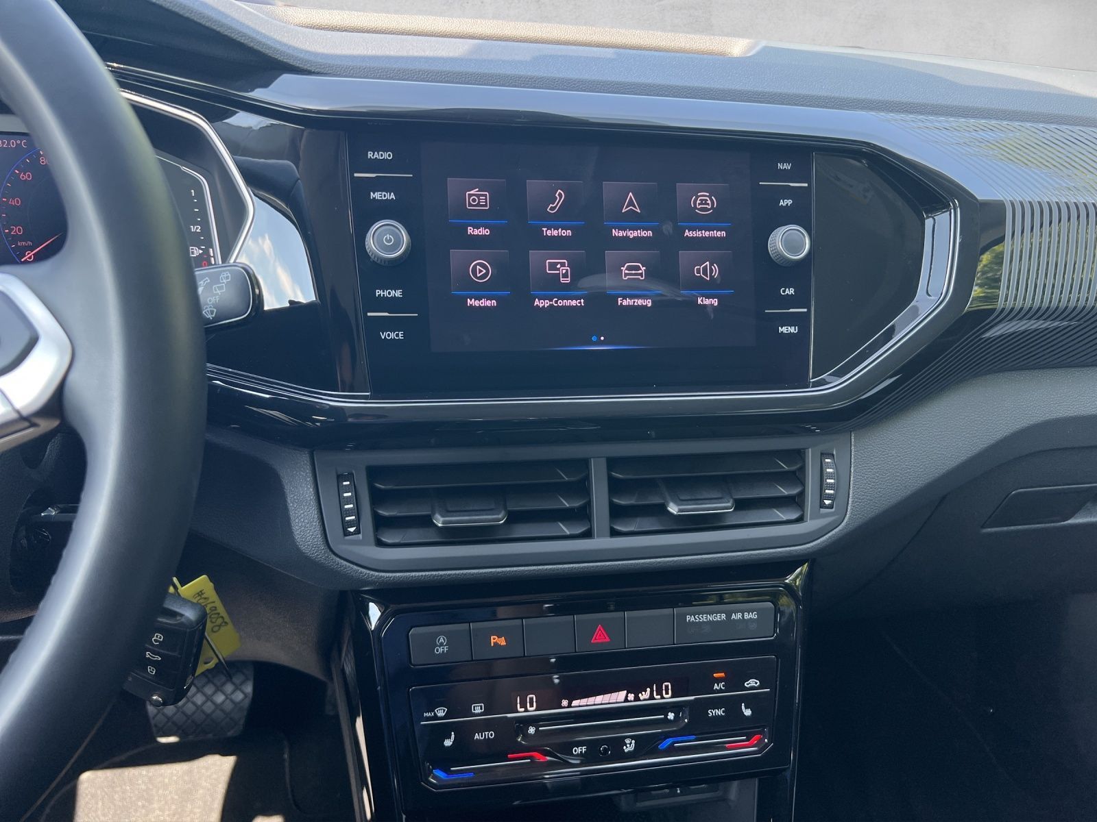 Volkswagen T-Cross - Bild 23
