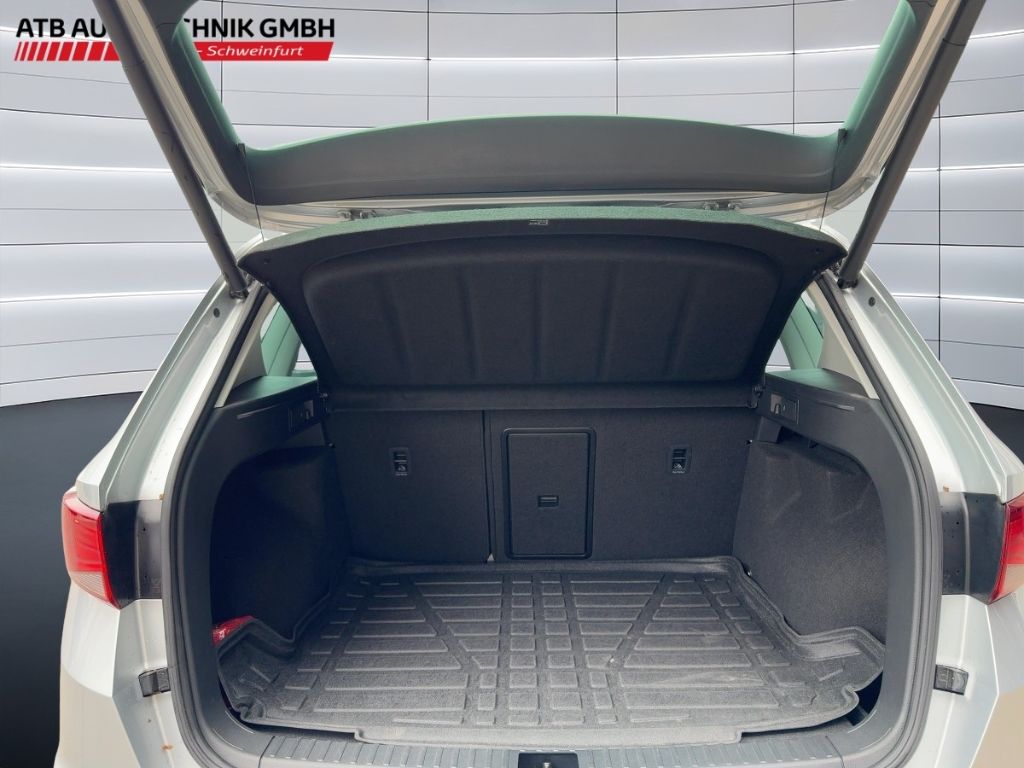Fahrzeugabbildung SEAT Ateca DIESEL AUTOMATIK RÜCKFAHRK.