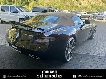صورة 4 لـ 2012 Mercedes-BENZ SLS AMG