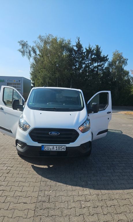 Image of Ford Transit Custom