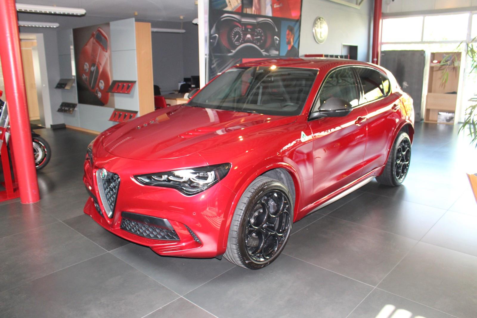 Alfa Romeo Stelvio Quadrifoglio Collectors Edition