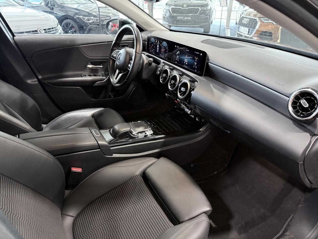 Mercedes-Benz A 250 LED SZHG KLIMA NAVI CAM Klima Navi
