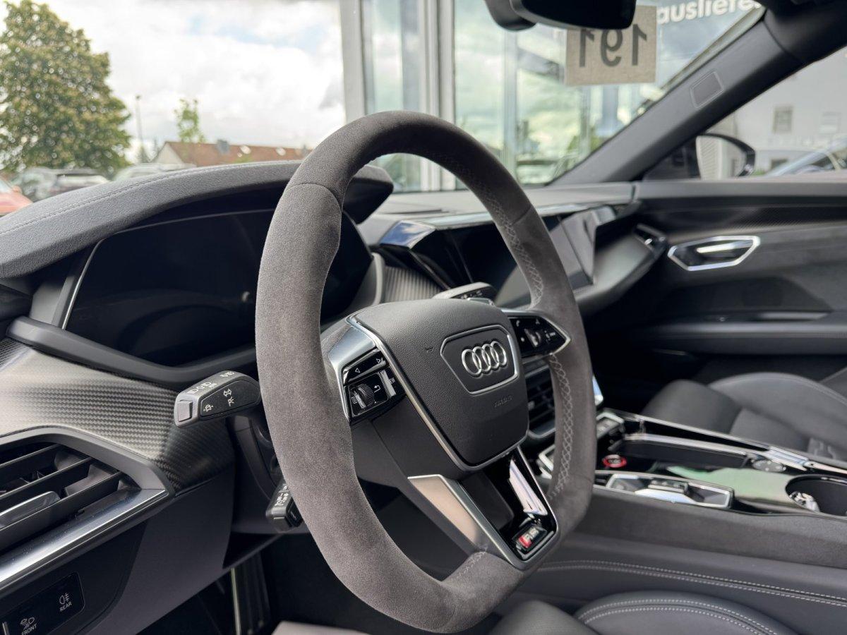 Audi e-tron RS GT quattro Carbon Top-View Headup 21Zo
