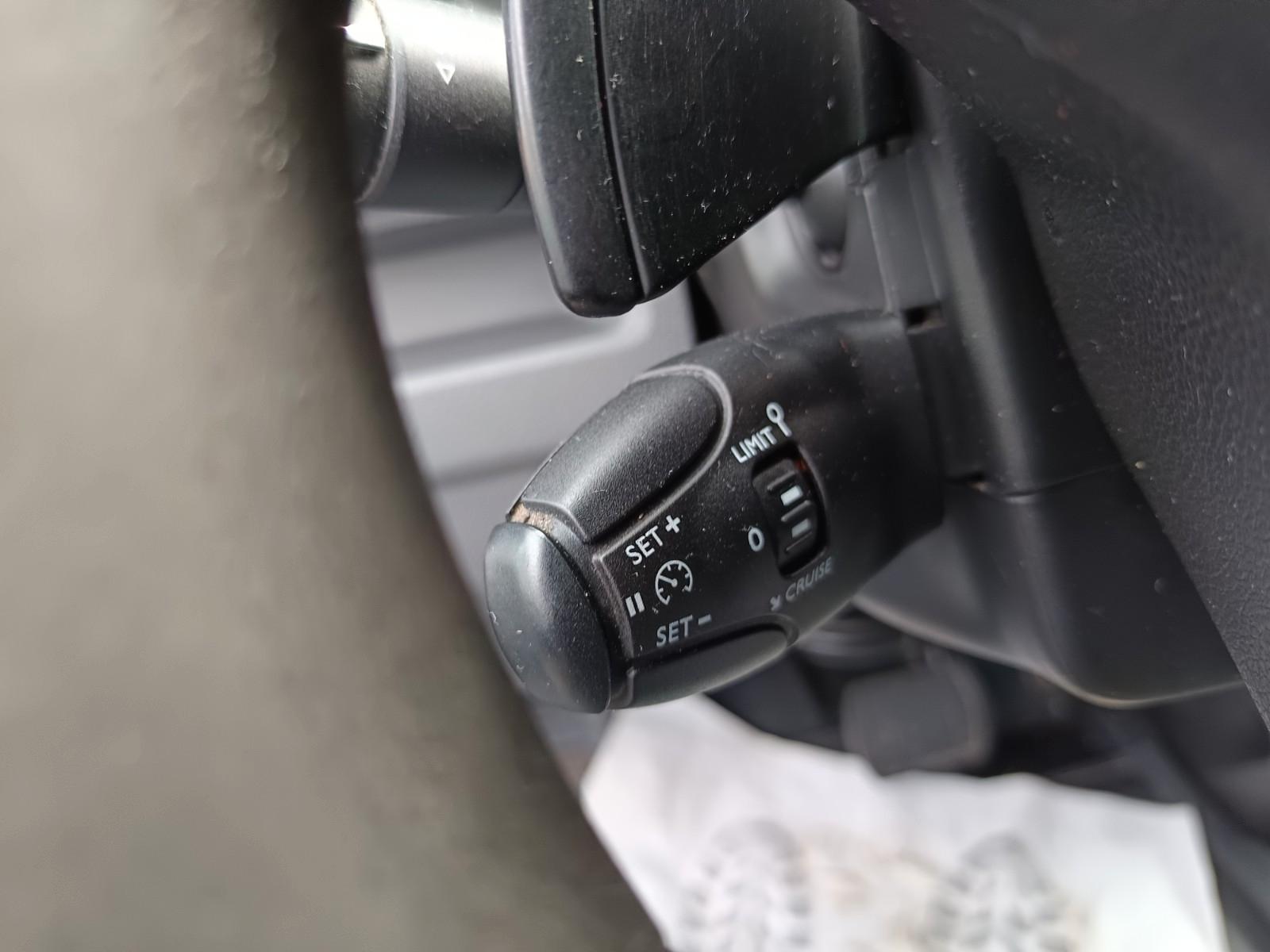 Peugeot Expert Kombi L3  AHK/ Zahnriemen neu