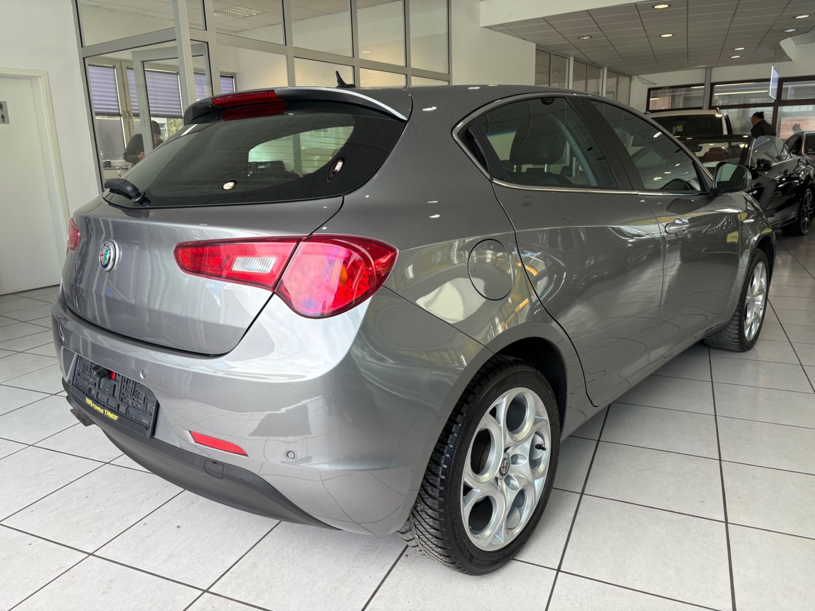 Fahrzeugabbildung Alfa Romeo Giulietta Super *RÜCKFAHRKAMERA*