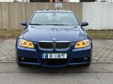 BMW 330i -M Paket-19Alu-Shzg-PDC V/H-ACC-Leder-8fach - BMW 330 aus 2007: 330i