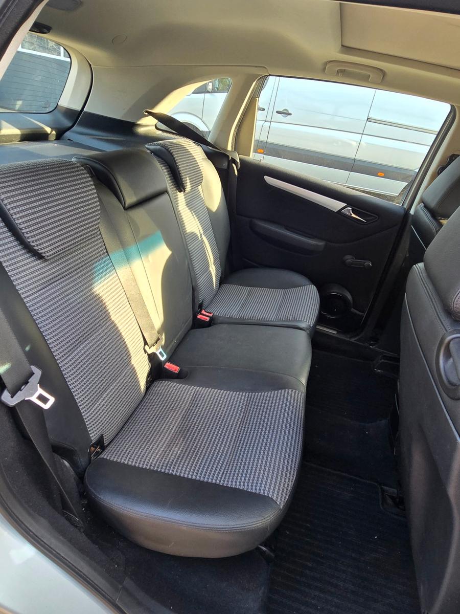 Mercedes-Benz B170 2005 — photo 10