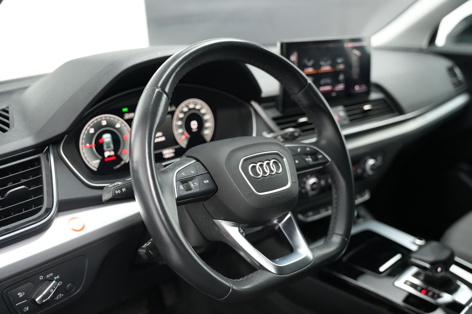 Fahrzeugabbildung Audi Q5 40 TDI *S-Line*Virtual*Rückfahrkamera*Navi