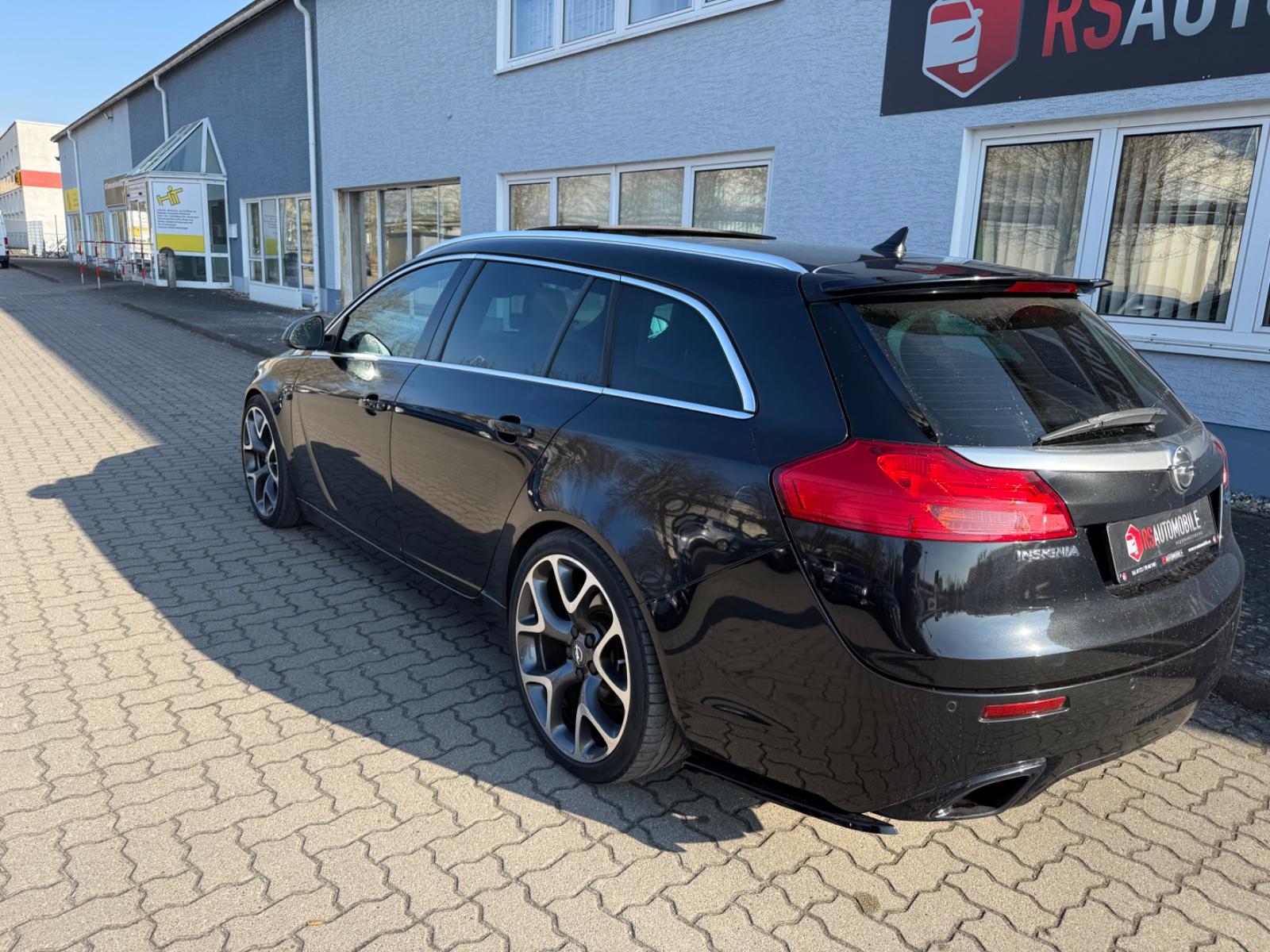 OPEL INSIGNIA A SPORTS TOURER OPC 4X4*PANORAMA | 325 ch | BVM