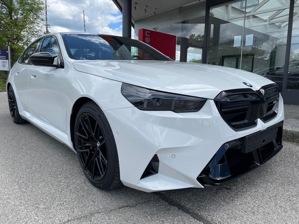 Image of BMW M5