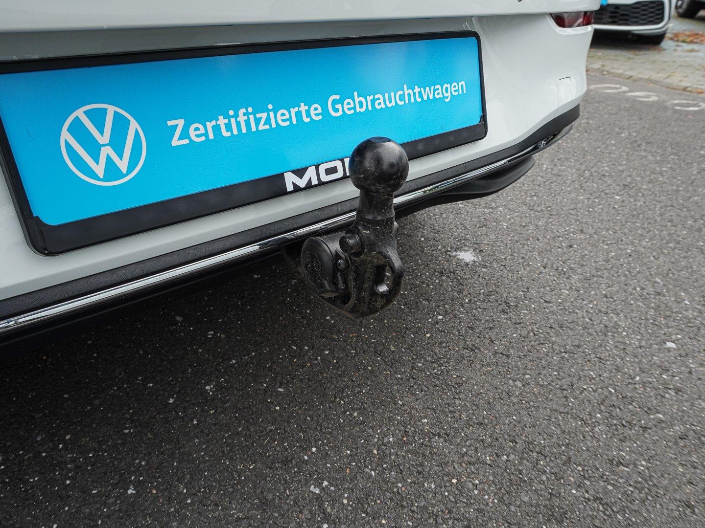 Volkswagen Golf 1.5 eTSI DSG Life Energy PANO AHK NAVI LHZ, миниатюра 18