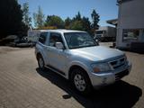 Mitsubishi Pajero 3,2 DI-D Avance Avance - Mitsubishi Pajero aus 2003 mit Diesel-Antrieb