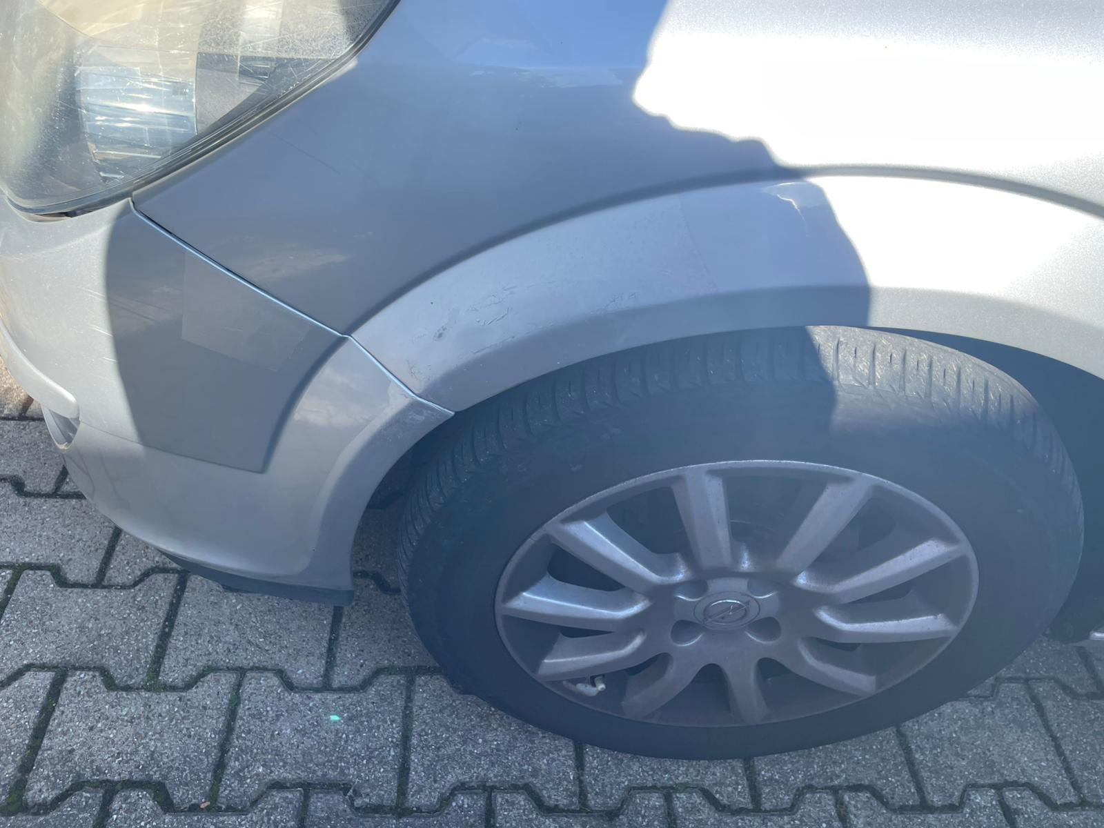 Opel Astra 2004 — photo 7