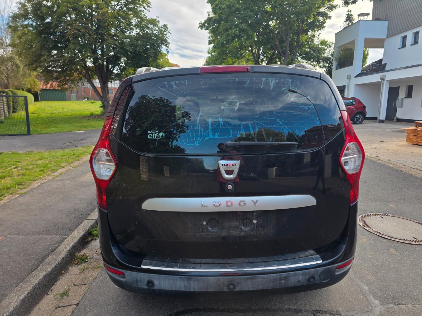 Dacia Lodgy 2014 — interior