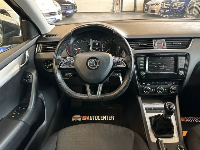Skoda Octavia Combi Style *Xenon*Klima*ACC*
