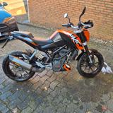 KTM Duke 125ccm mit Akrapovic Auspuff und Griffheizu - 125 CCM