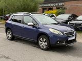 Peugeot 2008 1.2 PureTech Style  *Pano.*Navi*Garantie*
