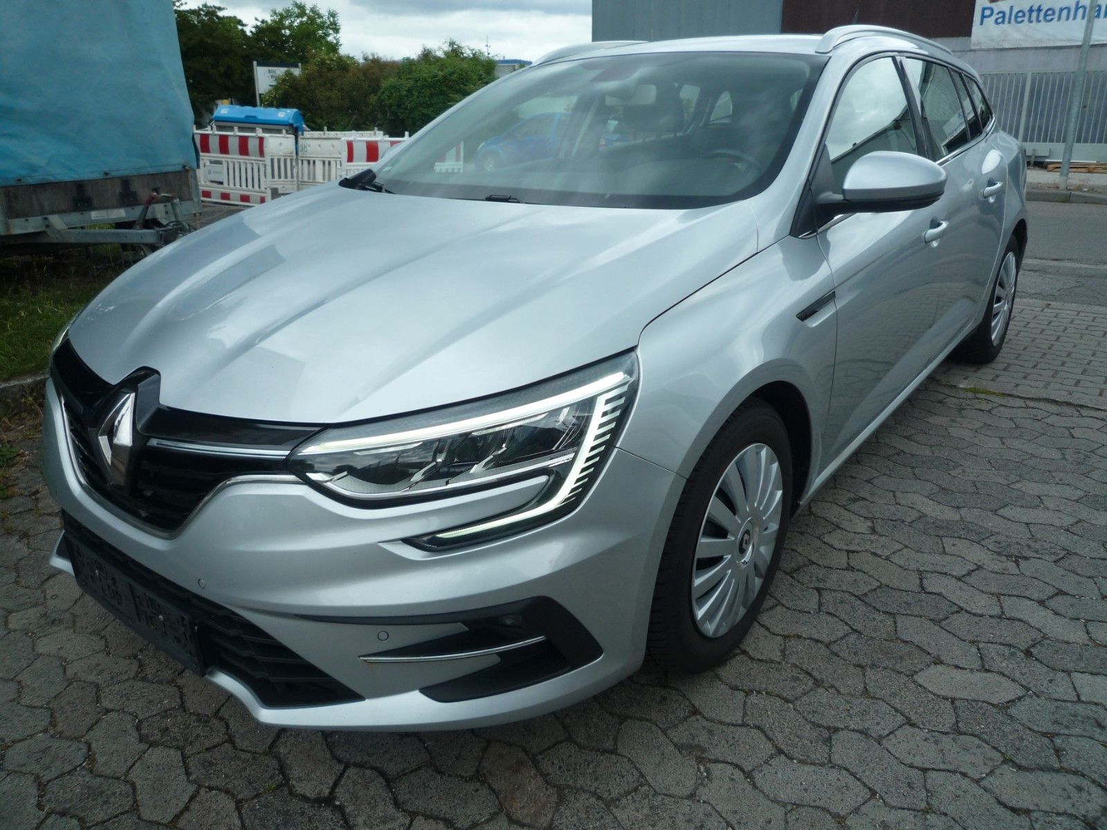 RENAULT Megane