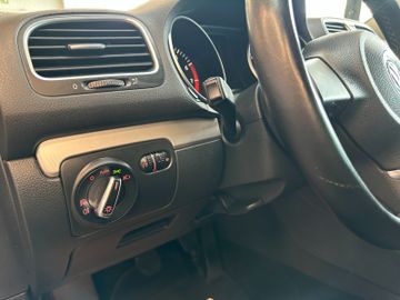 Volkswagen Golf VI Team *PDC*TEMPO*SITZHZ*2-ZONEN*