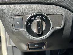 Fahrzeugabbildung Mercedes-Benz A 180 Style LED Navi Einparkhilfe Sitzhzng. 16"