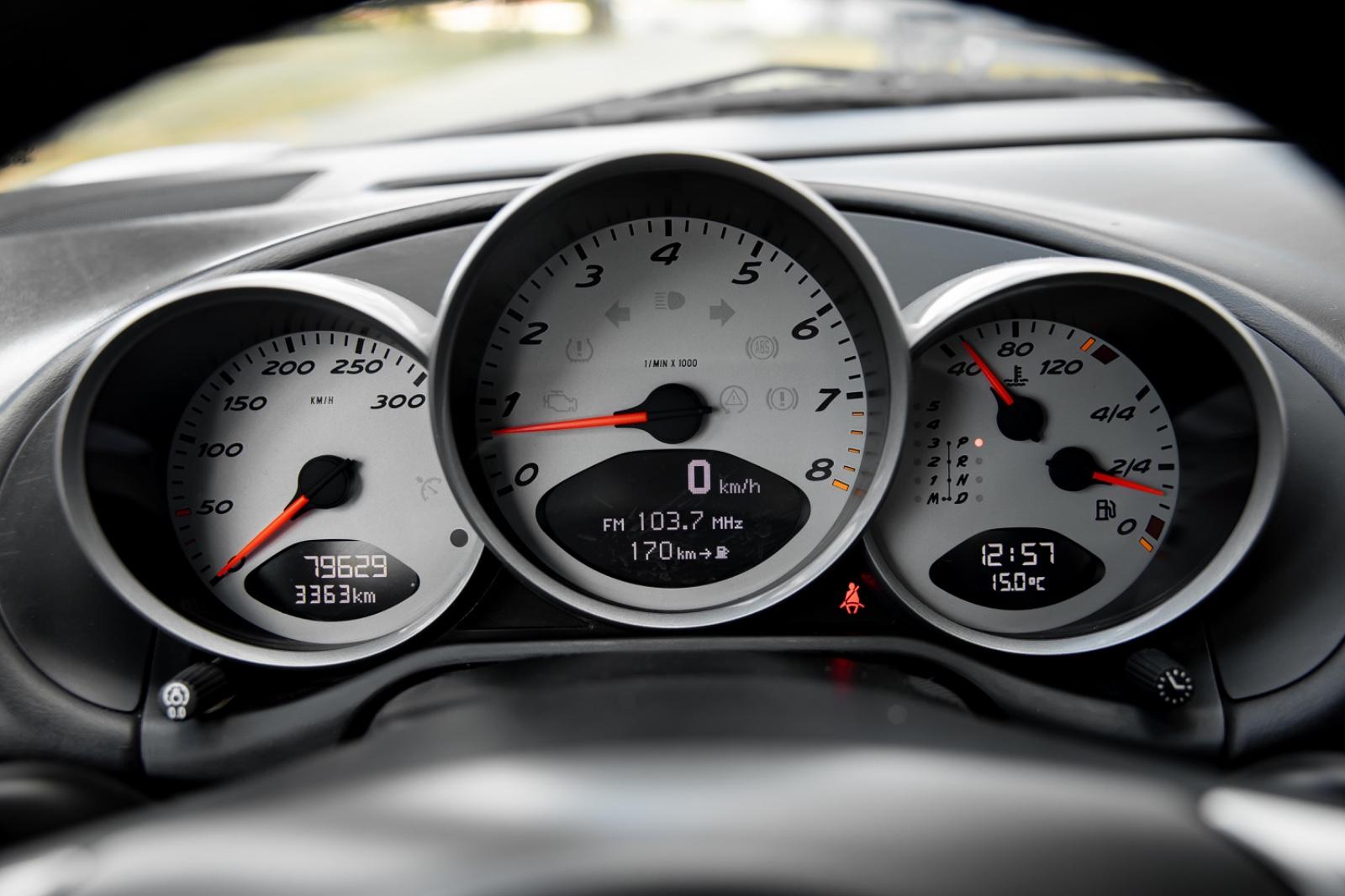Porsche Cayman S Sport Edition 303ch - 2 ème main - Entretien complet - Révision complète - Pneus neufs - Volant alcantara