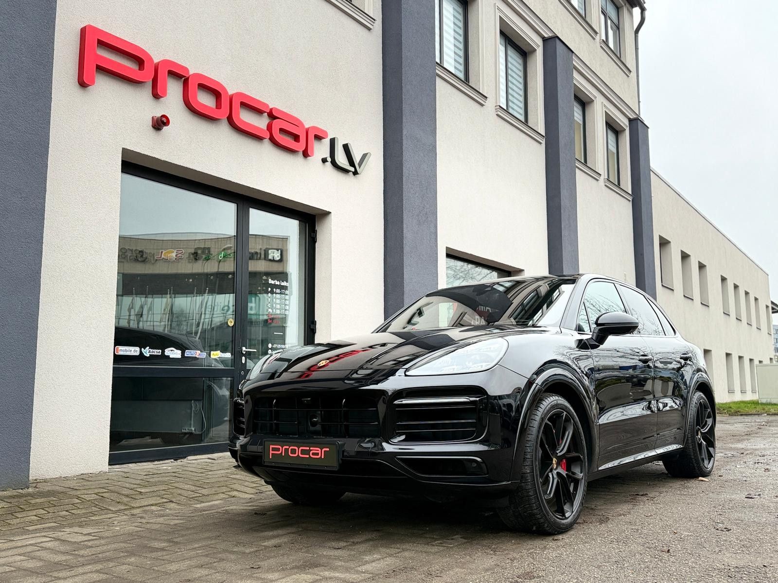 PORSCHE Cayenne 4.0 V8 GTS