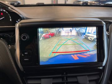 MYAUTOCENTER – Gebraucht- und Jahreswagen mit Werkstattservice in Pfaffenhofen Peugeot 2008 Allure *1. Hand*Kamera*Klima*Navi*SHZ*