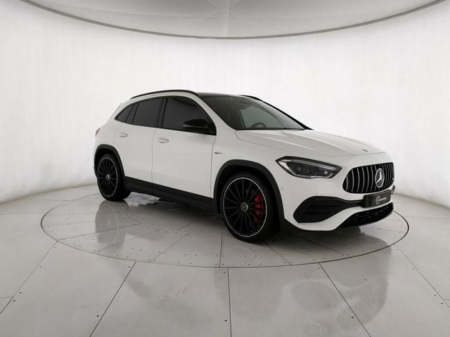 Mercedes-Benz Mercedes GLA 35 AMG 4Matic Speedshift DCT AMG 8G