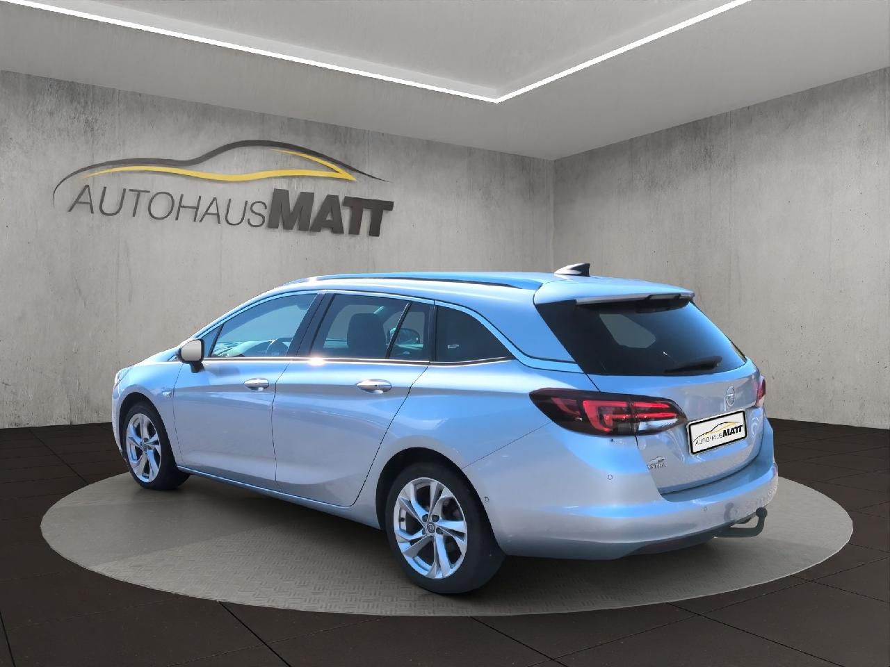 Fahrzeugabbildung Opel Astra ST Innovation Automatik AHZV-Privatverkauf