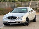 Mercedes-Benz CLK 230 KOMPRESSOR ELEGANCE ( wenig Km ) - Mercedes-Benz mit Benzin-Antrieb: Coupe, Schaltgetriebe