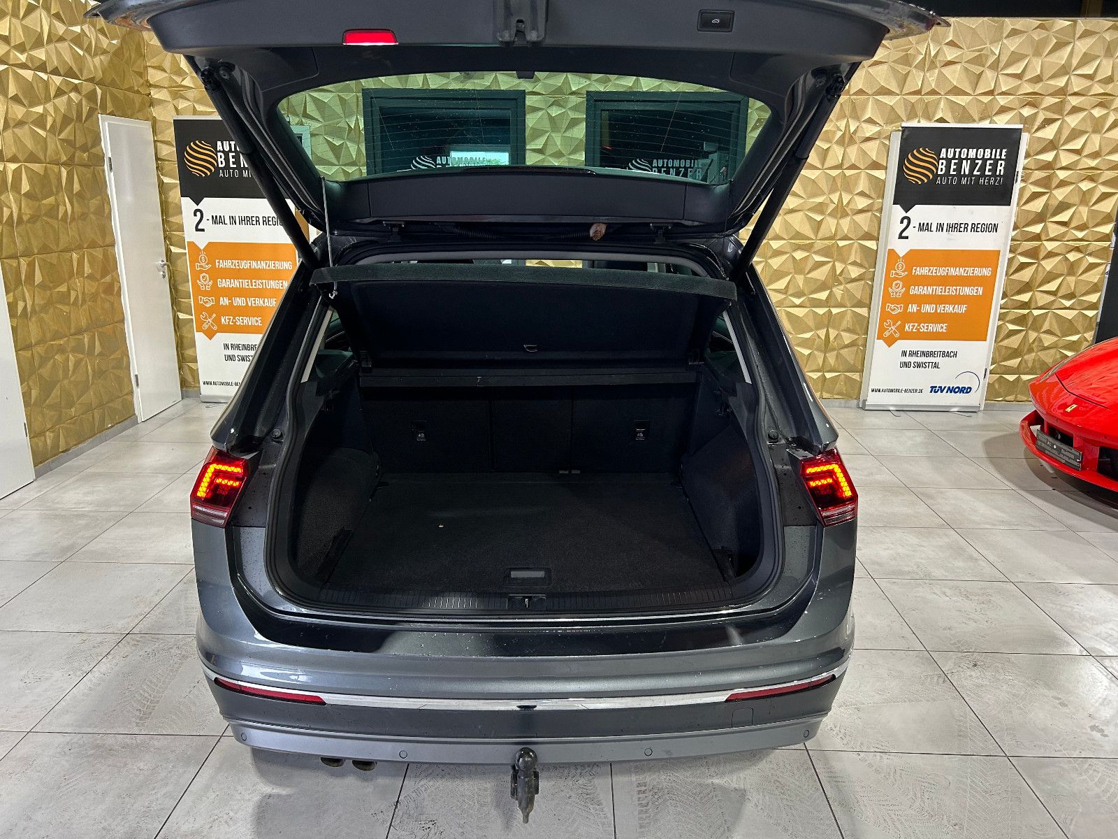 Fahrzeugabbildung Volkswagen Tiguan Highline BMT/PANO/ACC/APPLE/ALCANTARA/KAM