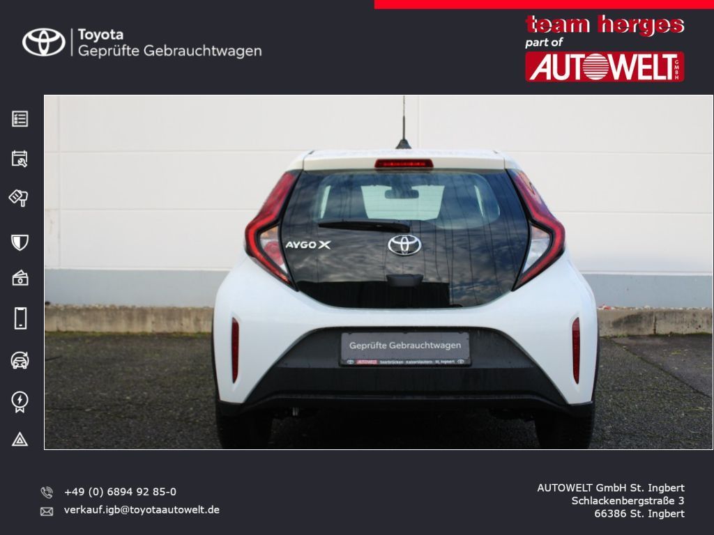 Fahrzeugabbildung Toyota Aygo X Play Kamera Allwetterreifen